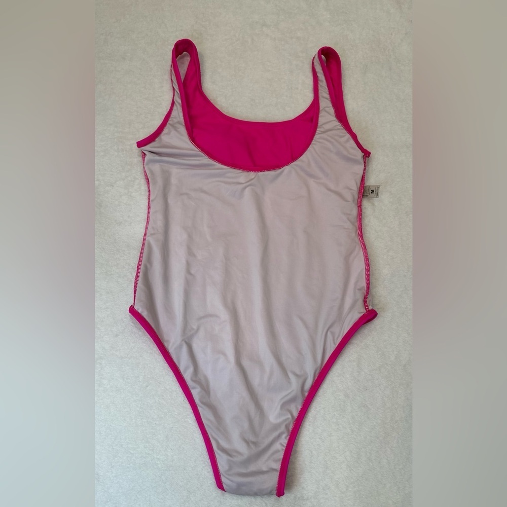 Summer Mae Hot Pink One-Piece Swimsuit Ocean View Size M Barbiecore Vibes - Picture 12 of 12